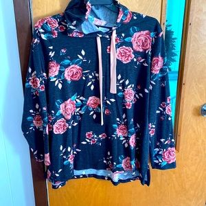Long sleeve floral top